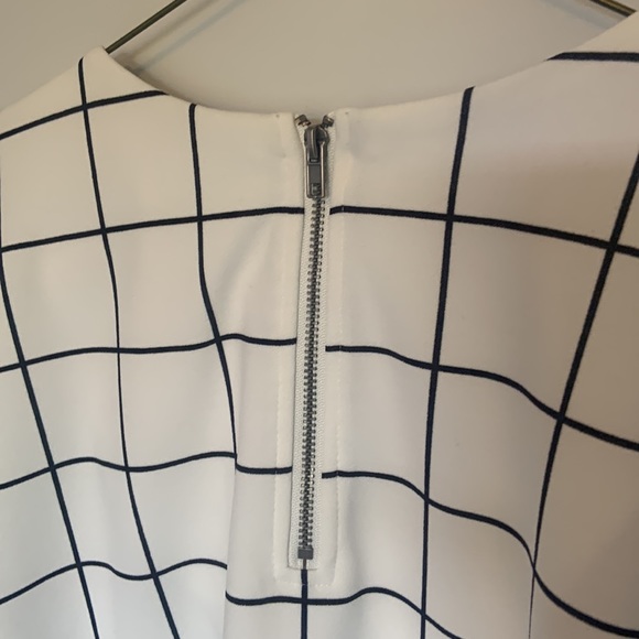 Black & White MELLODAY TOP!!! - Picture 8 of 8